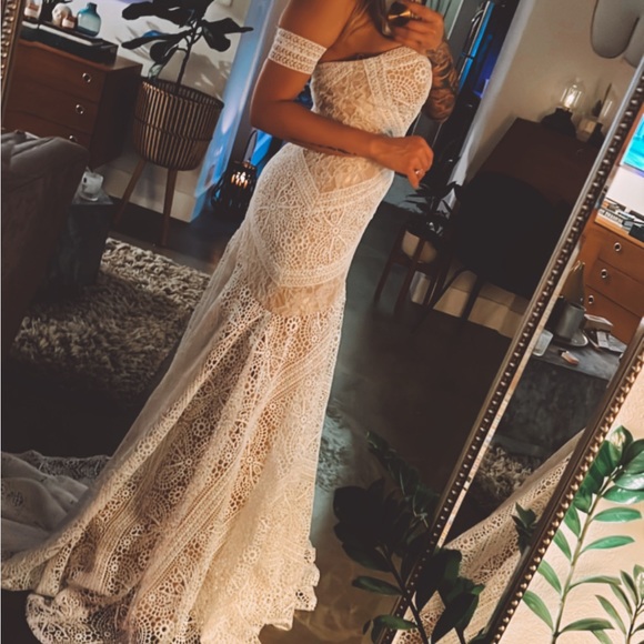 NWT Gorgeous Boho Wedding Dress - Picture 7 of 9